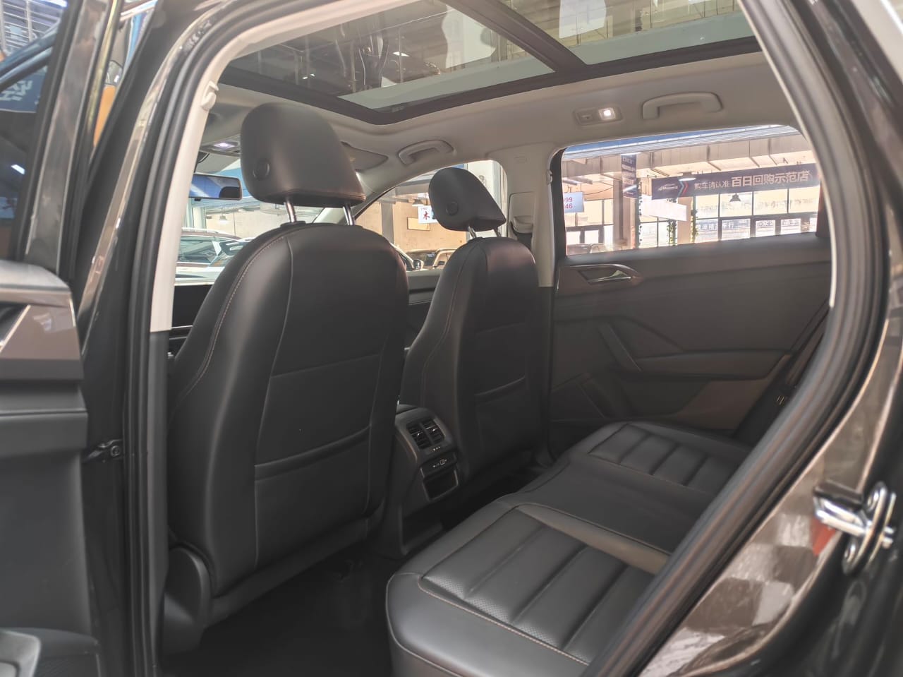 Volkswagen Tharu 2021 280TSI