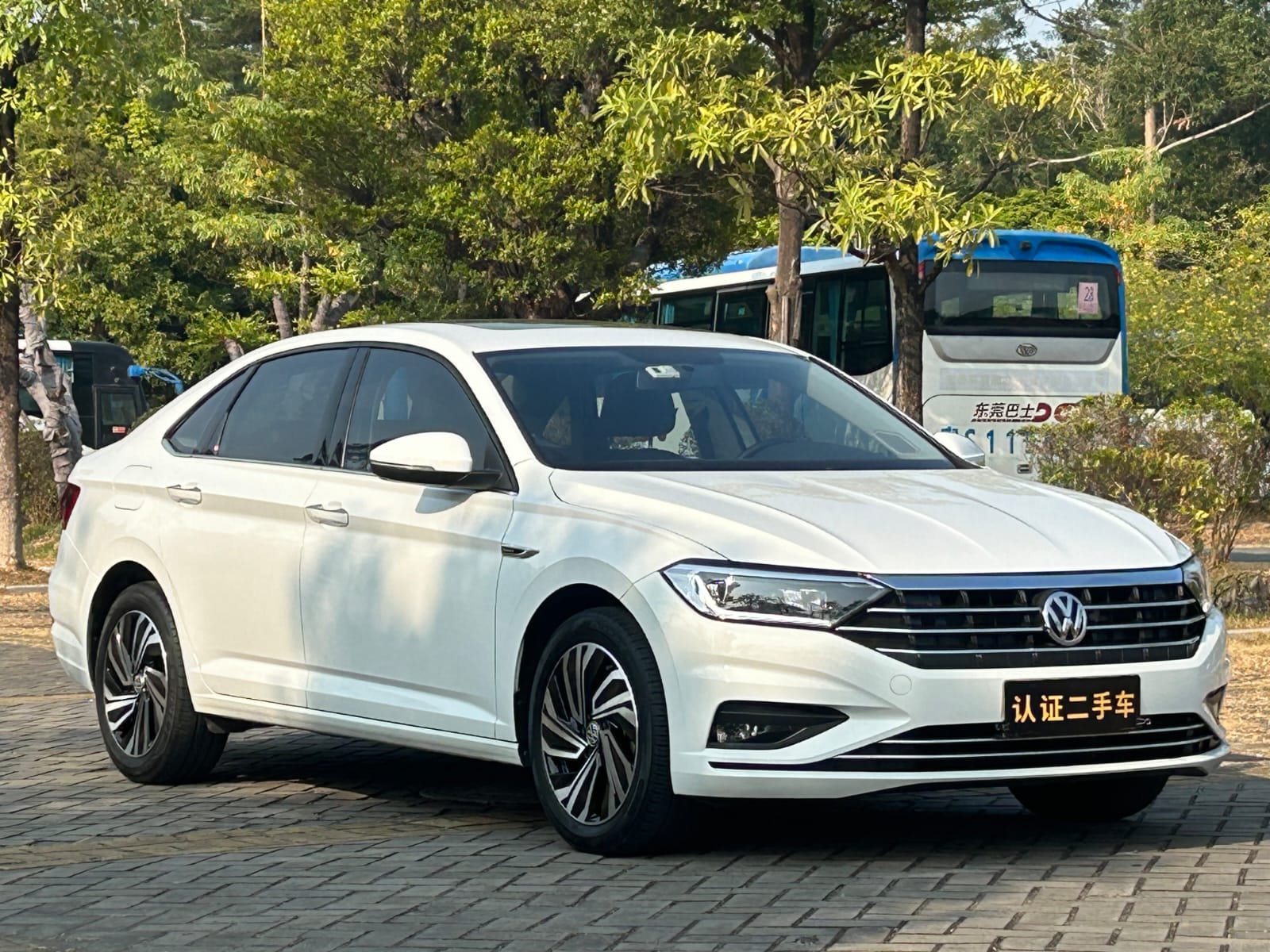 Volkswagen Sagitar 2021 280TSI
