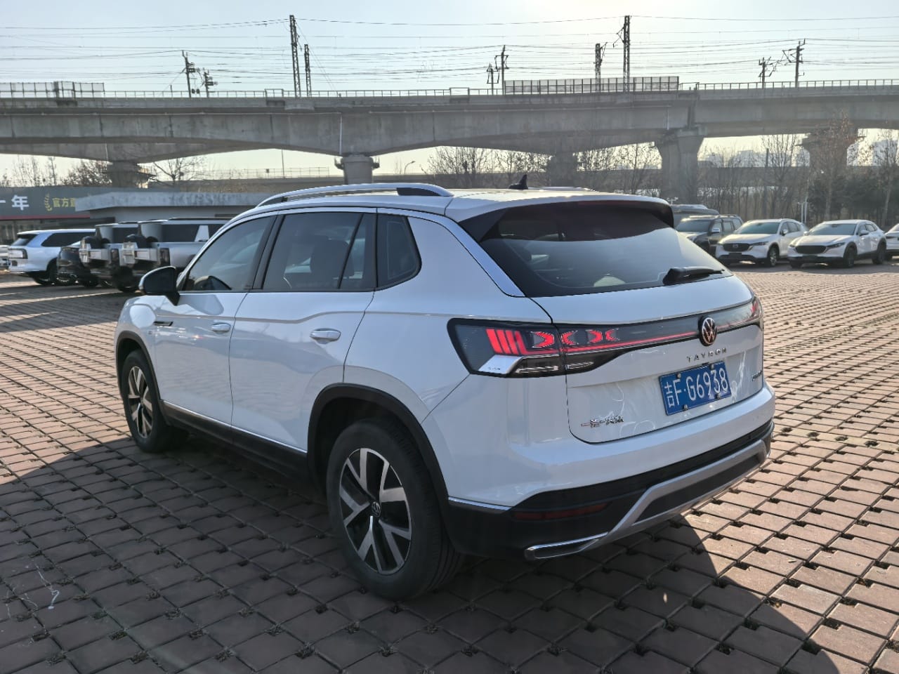 Volkswagen Tayron 2022 280TSI Deluxe PLUS Premium Edition