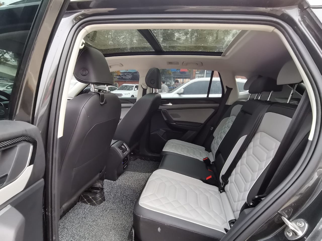 Volkswagen Tayron 2022 280TSI Deluxe Plus Premium Edition