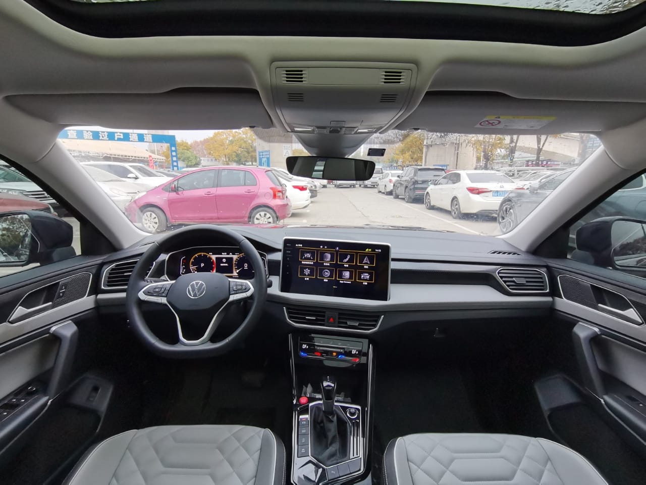 Volkswagen Tayron 2022 280TSI Deluxe Plus Premium Edition