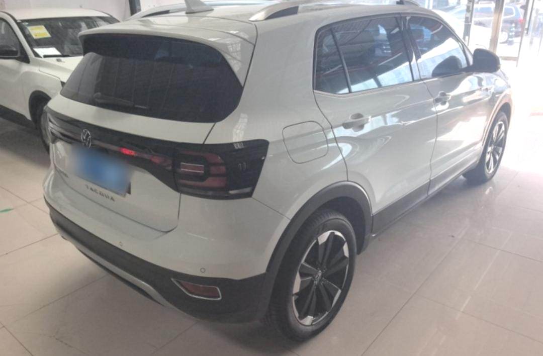 Volkswagen Tacqua 2022 1.5L Automatic