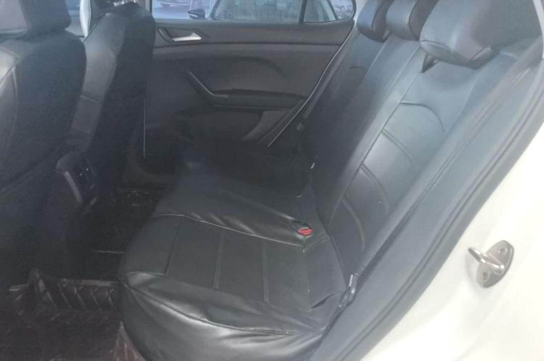 Volkswagen Tacqua 2022 1.5L Automatic