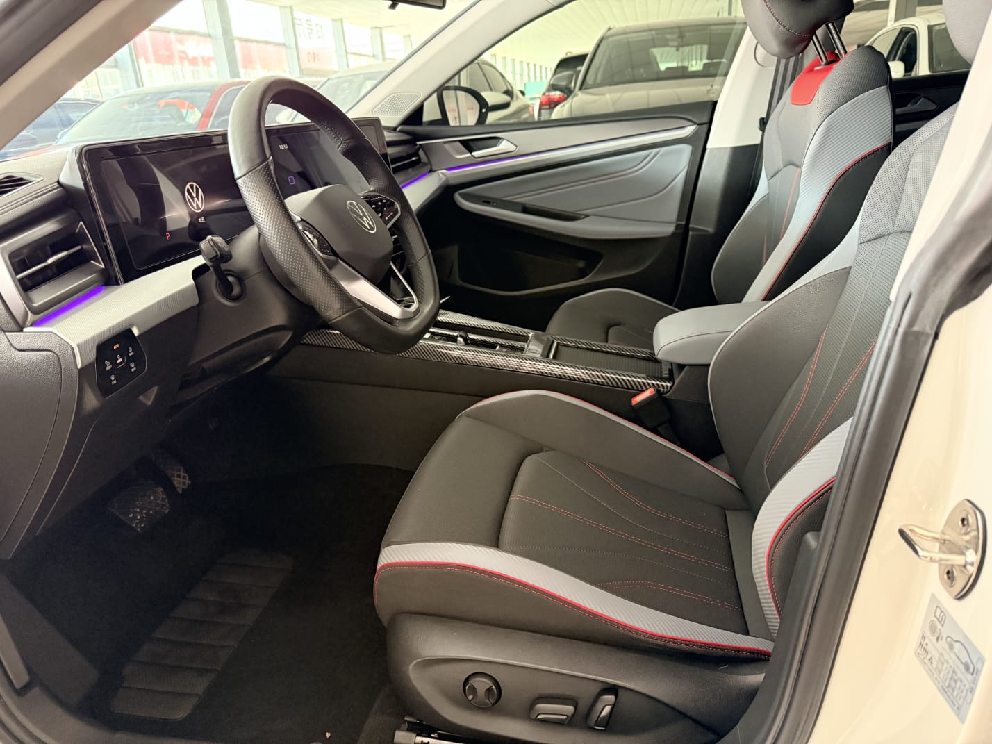 Volkswagen Lamando L 2022 280TSI DSG