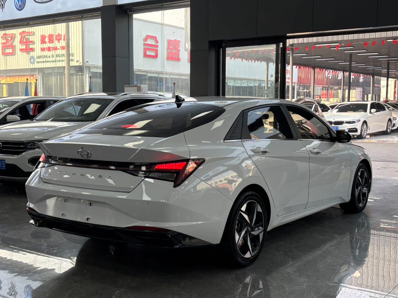 Hyundai Elantra 2022 1.5L CVT GLX Elite Edition