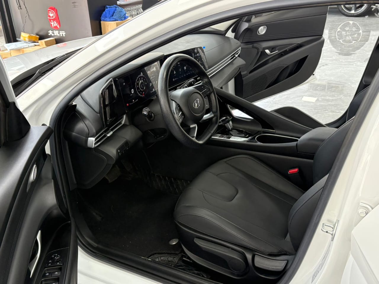 Hyundai Elantra 2022 1.5L CVT GLX Elite Edition