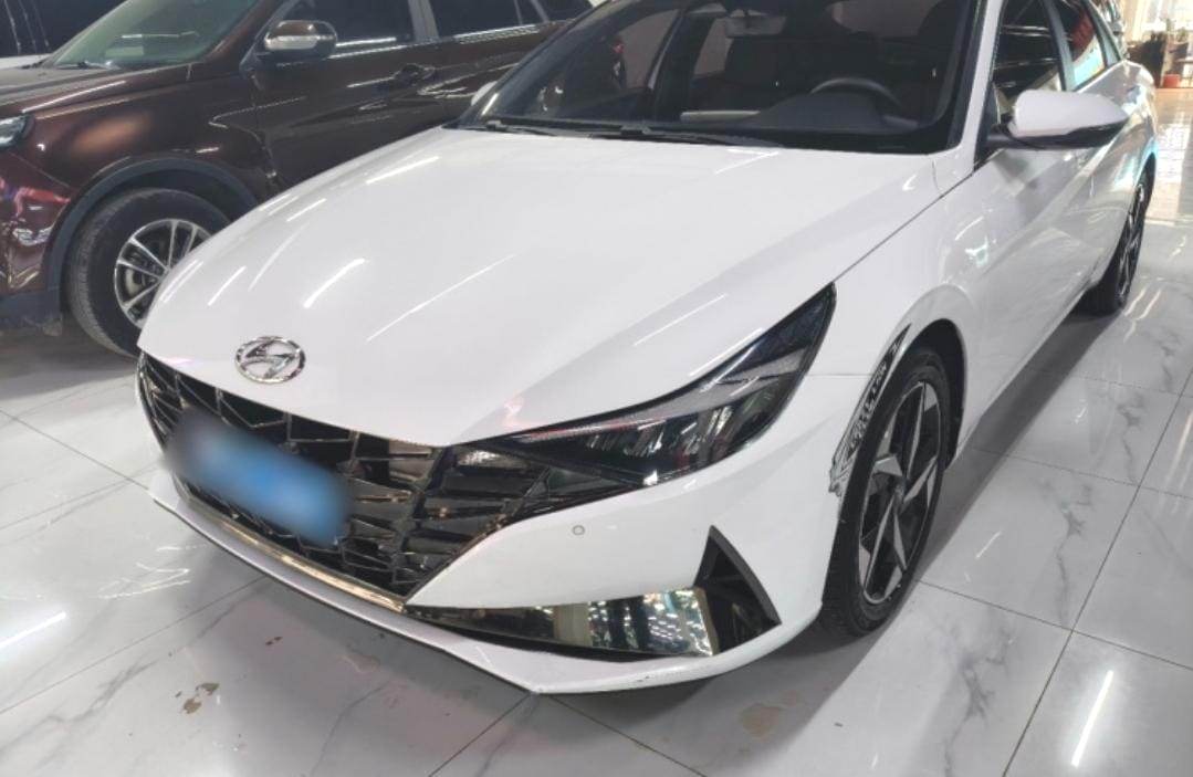 Hyundai Elantra 2023 240TGDi DCT LUX Premium Edition