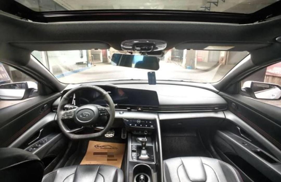 Hyundai Elantra 2021 240TGDi DCT LUX Premium Edition