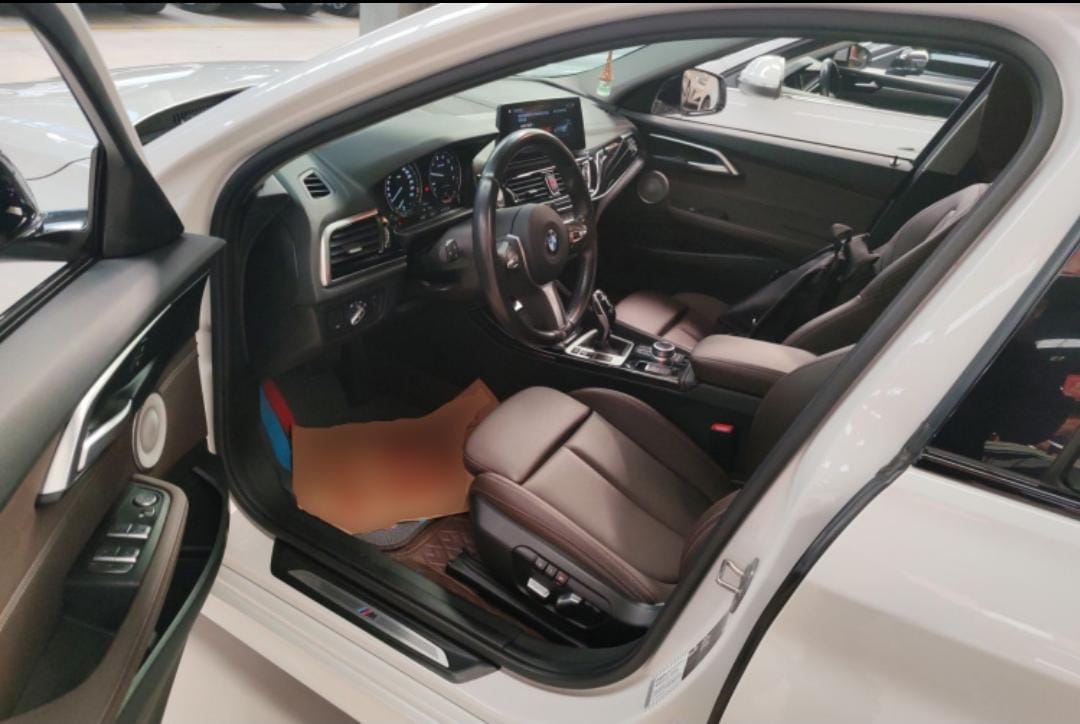 BMW 1 Series 2021 120i M Sport Night Edition