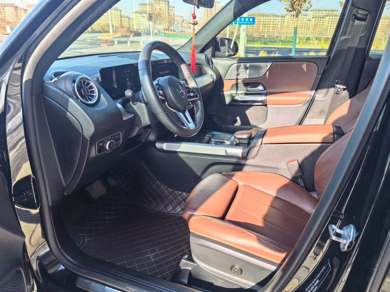 Mercedes-Benz 2021 GLB 180