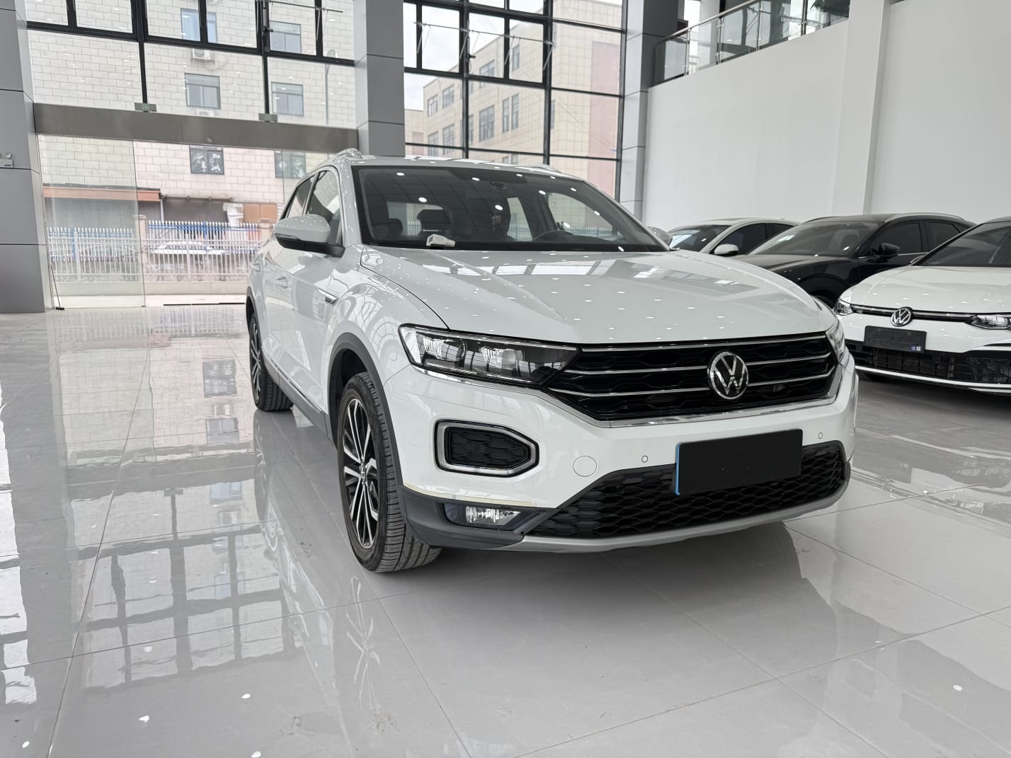 Volkswagen T-Roc 2022 280TSI DSG Tango Edition
