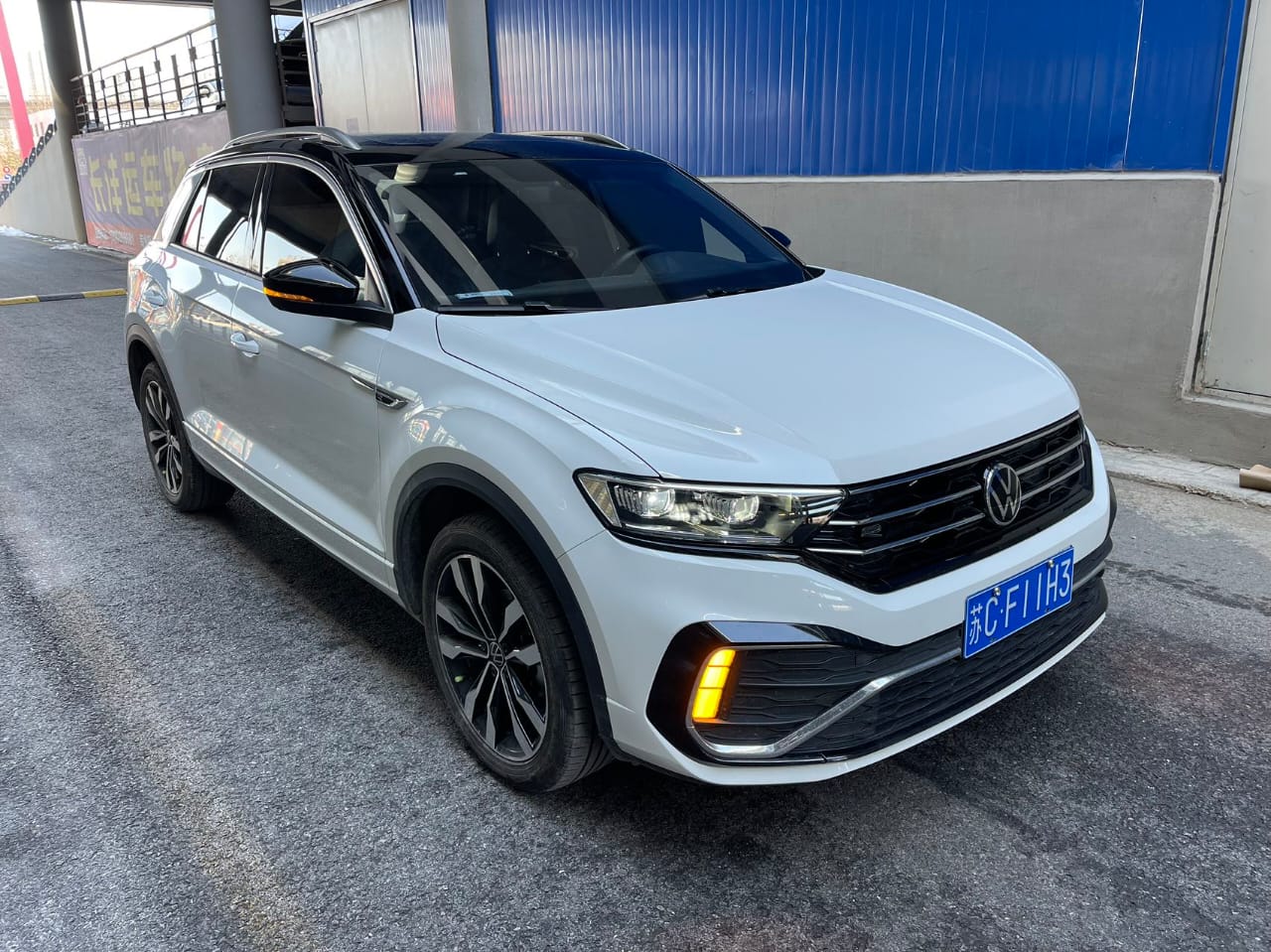 Volkswagen T-Roc 2022 280TSI R-Line Pro PLUS Tango Edition