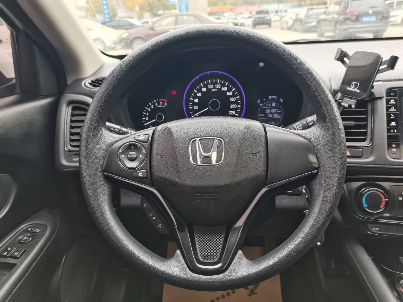 Honda Vezel 1.5L CVT Pioneer Edition
