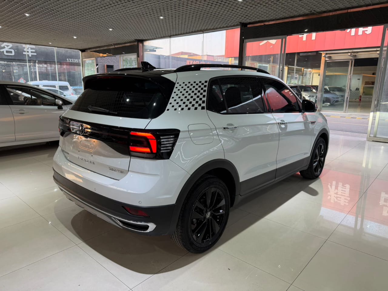 Volkswagen T-Cross 280TSI DSG Deluxe Edition