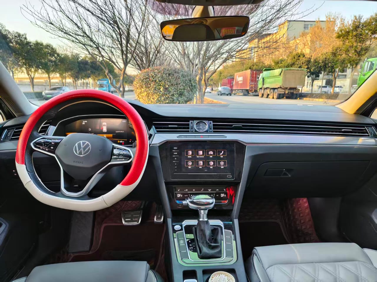 Volkswagen Magotan 280TSI DSG Leading Memorial Edition